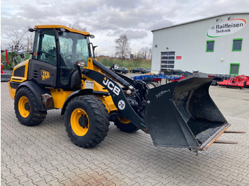 Chargeuse JCB 409
