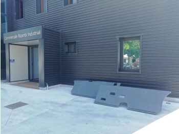 Aérodynamique/ Spoilers pour Camion neuf Iveco TURBOSTAR 190 - 190.48: photos 3