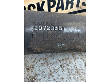 Tuyau d'admission d'air pour Camion VOLVO COOLING PIPE 20723951: photos 2 Tuyau d'admission d'air pour Camion VOLVO COOLING PIPE 20723951: photos 2