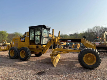 Niveleuse CATERPILLAR 120H [ Copy ]: photos 2