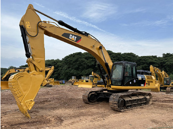 Pelle sur chenille CATERPILLAR 330D excavator: photos 5