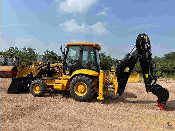 Tractopelle JCB 3CX: photos 2