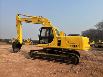 KOMATSU PC220-6 en leasing occasion KOMATSU PC220-6: photos 4