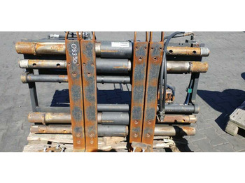 Fourches pour Chariot élévateur E-L-M 4HGF-2212-13: photos 3 Fourches pour Chariot élévateur E-L-M 4HGF-2212-13: photos 3