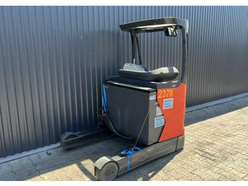 Chariot à mât rétractable LINDE R16