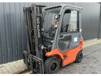 Chariot élévateur diesel TOYOTA FDF 15