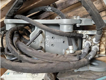 Engins de chantier LIEBHERR