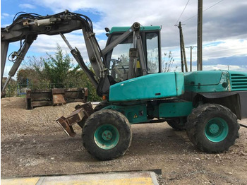 Pelle sur pneus Mecalac 12 MTX