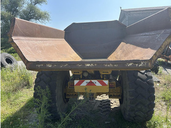 Tombereau VOLVO A25