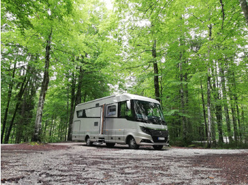 Camping-car intégral NIESMANN + BISCHOFF