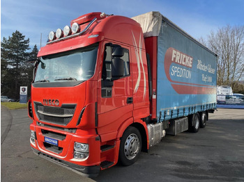 Camion à rideaux coulissants IVECO Stralis