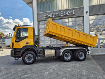 Iveco Trakker AD380T50 6x4 Kipper/SZM Wechselsystem en leasing occasion Iveco Trakker AD380T50 6x4 Kipper/SZM Wechselsystem: photos 4