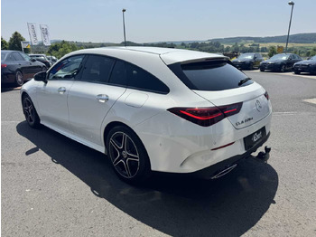 Voiture Mercedes-Benz CLA 220d Shooting Brake AMG+Pano+Distr+AHK+uvm.: photos 3