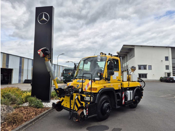 Camion UNIMOG U400