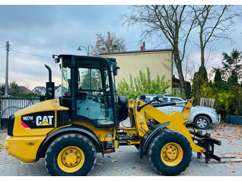 Chargeuse sur pneus CATERPILLAR