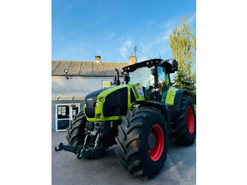 Tracteur agricole CLAAS Axion 930