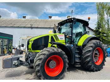Tracteur agricole CLAAS Axion 950