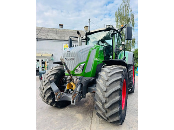 Tracteur agricole FENDT 828 Vario