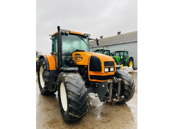 Tracteur agricole RENAULT Ares