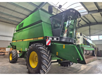 Moissonneuse-batteuse JOHN DEERE 2066