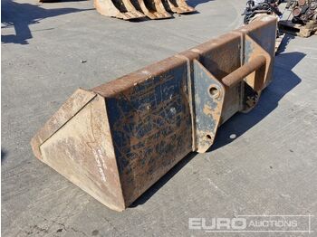 Godet 92" Loading Bucket to suit Telehandler: photos 3