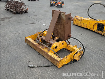 Matériel de manutention Fork Frame 65mm Pin to suit 13 Ton Excavator: photos 5