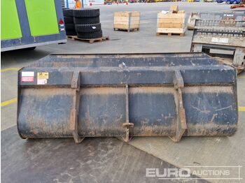 Godet Strimech 92" Loading Bucket to suit Telehandler: photos 4