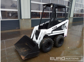 Mini chargeuse TCM 315