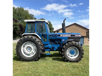 Tracteur agricole Ford TW 35: photos 3