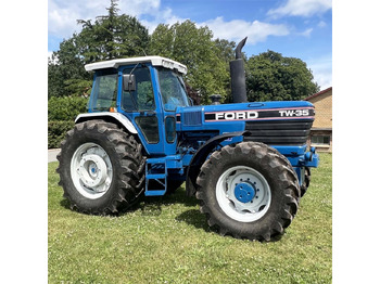 Tracteur agricole Ford TW 35: photos 2