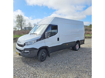Fourgon utilitaire IVECO Daily