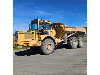 Tombereau articulé VOLVO A25C
