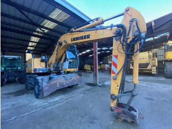 Pelle sur pneus LIEBHERR A 314