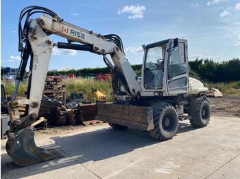 Pelle sur pneus Risa RSX 120
