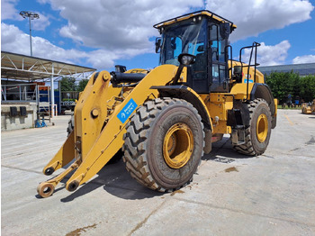 Chargeuse sur pneus CATERPILLAR 950