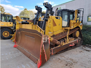 Bulldozer CATERPILLAR D8T