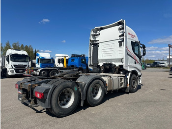 Tracteur routier Iveco Stralis 6X4 HCT: photos 3