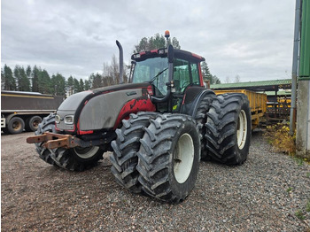 Tracteur agricole VALTRA T170