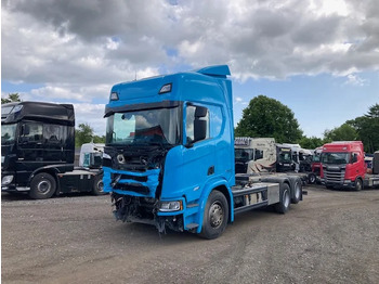 Camion porte-conteneur/ Caisse mobile SCANIA R 500