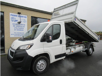 Utilitaire benne PEUGEOT Boxer