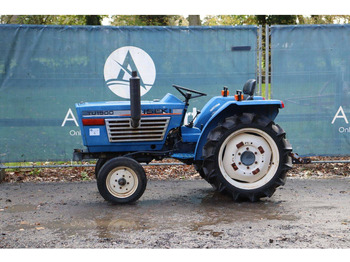 Tracteur agricole ISEKI