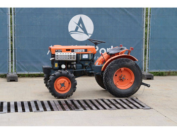 Tracteur agricole KUBOTA B series