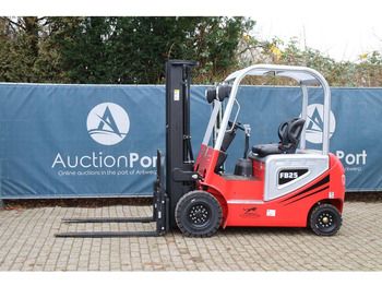 Chariot élévateur électrique