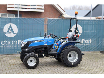 Tracteur agricole SOLIS 26