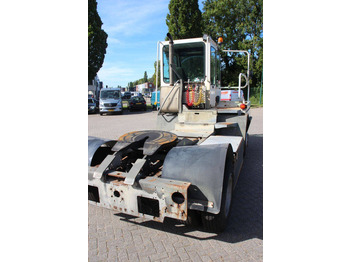 Tracteur portuaire Terberg YT222: photos 5