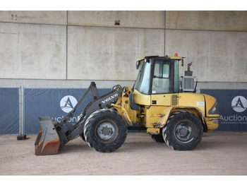 Chargeuse sur pneus VOLVO L45B