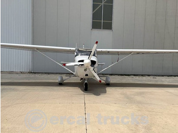 Équipement aéroportuaire 1977 Cessna 172N Diesel TC-EHO Airplane: photos 3