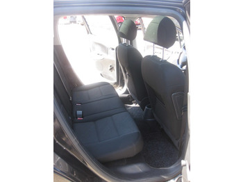 Voiture PEUGEOT 207 SW: photos 2