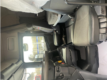 Châssis cabine SCANIA R 440 CB6x4HSA: photos 2