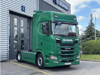 Tracteur routier SCANIA S 450